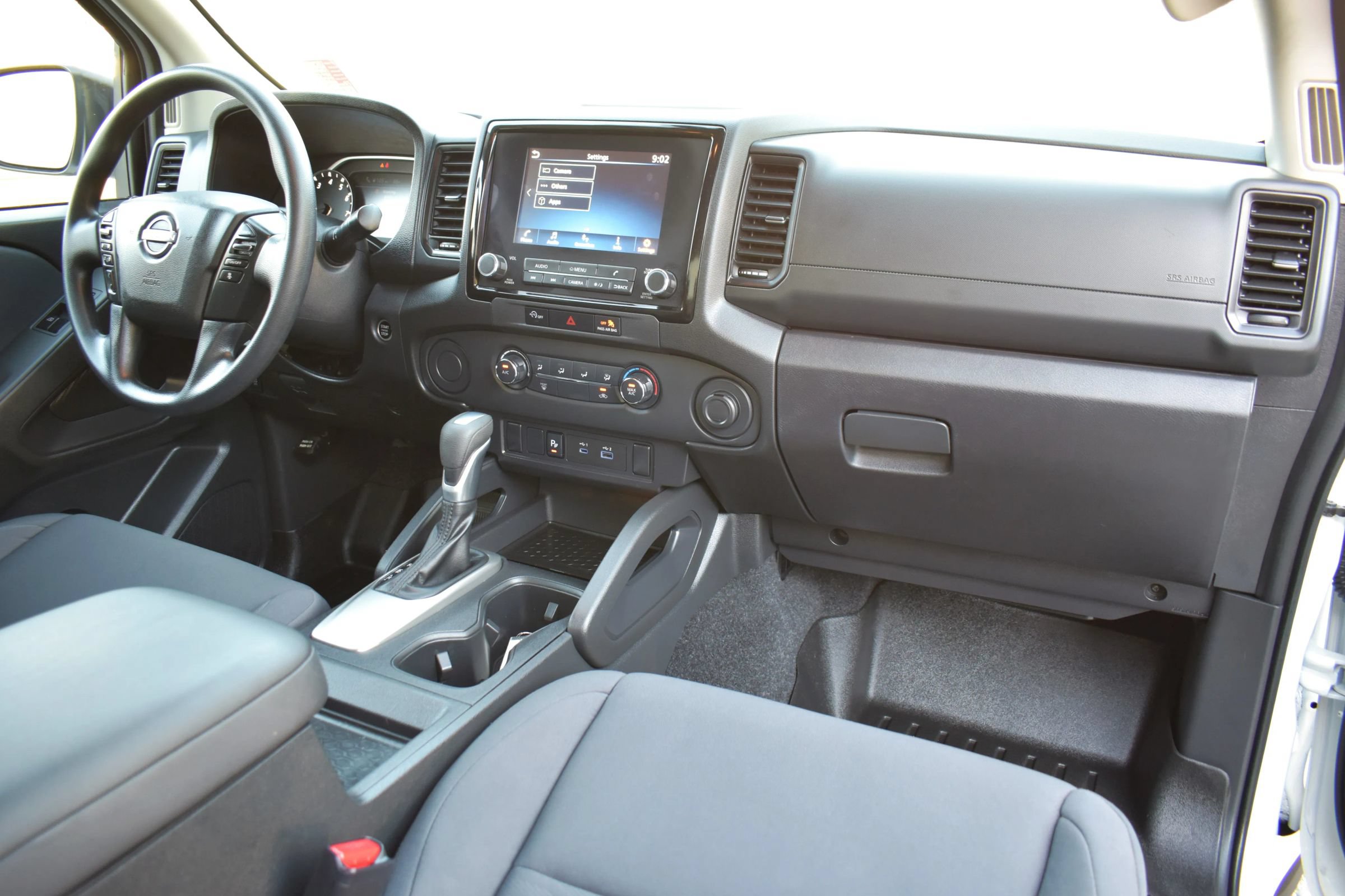Used 2024 Nissan Frontier S w/ Technology Package RWD image 12