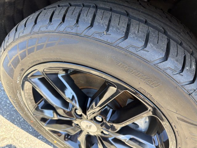 Used 2024 Dodge Durango GT AWD/4WD image 35