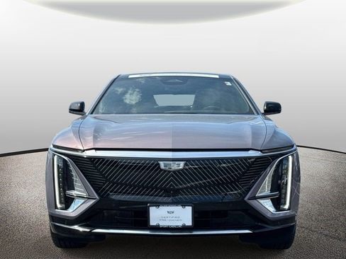 Certified 2024 Cadillac Lyriq Luxury AWD/4WD image 26