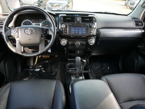 Used 2016 Toyota 4Runner 4WD image 11
