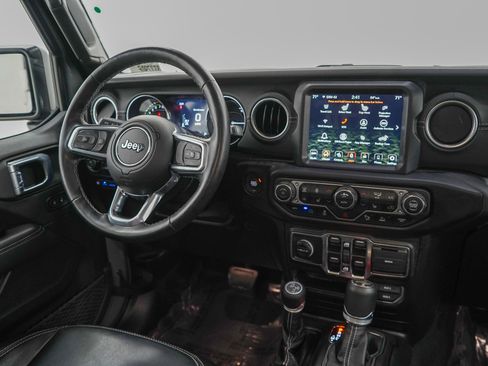 Used 2021 Jeep Wrangler Unlimited Sahara w/ Dual Top Group image 12