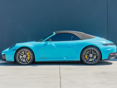 Used 2025 Porsche 911 Carrera 4 GTS AWD/4WD image 2