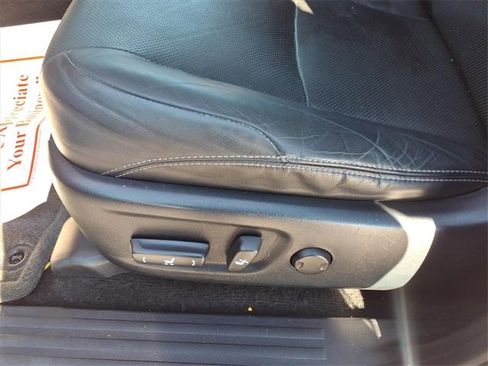 Used 2017 Toyota 4Runner Limited image 14