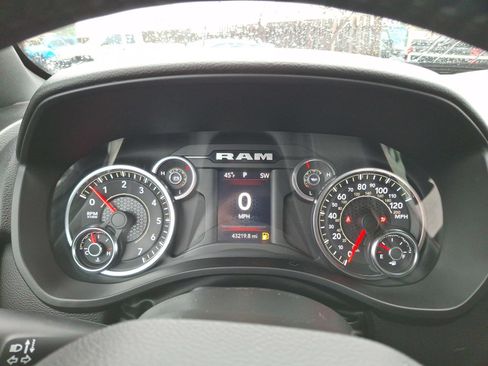 Certified 2023 RAM 1500 Big Horn AWD/4WD image 18