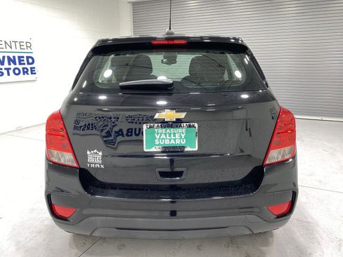 Used 2020 Chevrolet Trax LS image 7