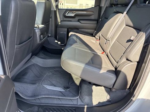 Used 2024 Chevrolet Silverado 1500 RST w/ Convenience Package II AWD/4WD image 23