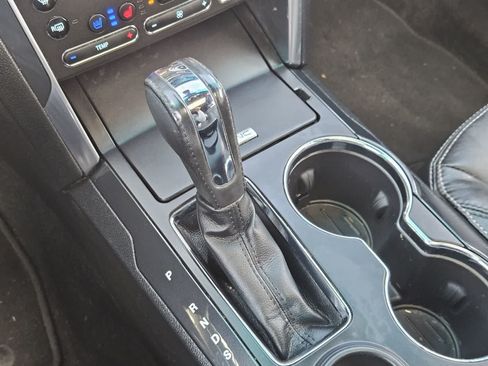 Used 2016 Ford Explorer Limited w/ Equipment Group 301A FWD image 14