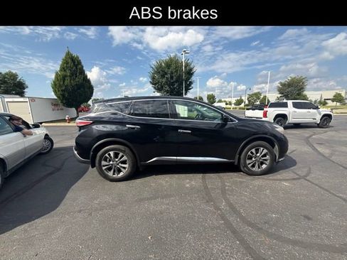 Used 2018 Nissan Murano S AWD/4WD image 16