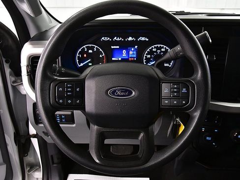 Used 2024 Ford F350 XLT image 22