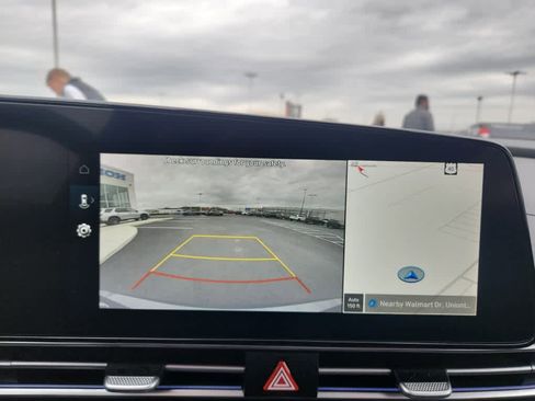 Used 2024 Hyundai Elantra SEL w/ Convenience Package image 26