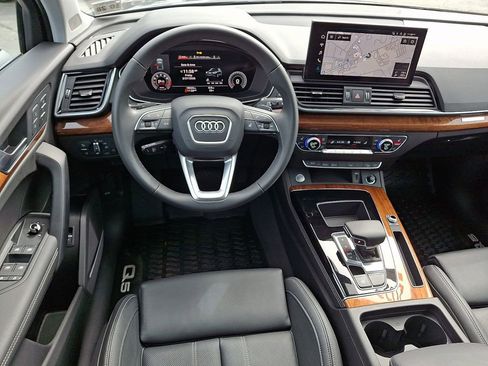 Certified 2023 Audi Q5 2.0T Premium Plus image 4