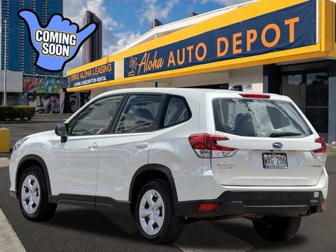 Used 2024 Subaru Forester AWD/4WD image 3