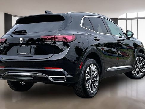 Used 2025 Buick Envision Preferred AWD/4WD image 2