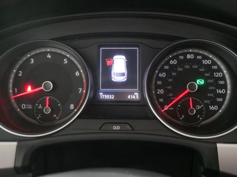 Used 2018 Volkswagen Atlas Launch Edition image 21