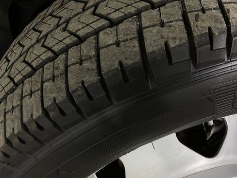 Used 2024 Chevrolet Silverado 3500 W/T image 37