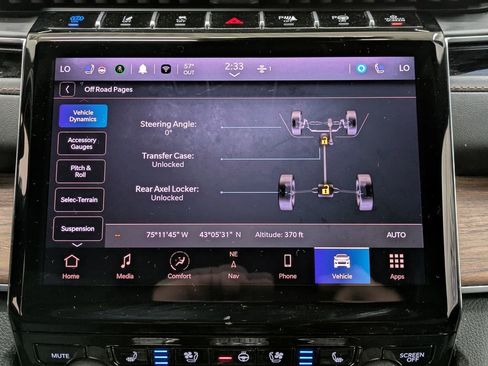 Used 2023 Jeep Grand Cherokee Summit w/ Luxury Tech Group V AWD/4WD image 43