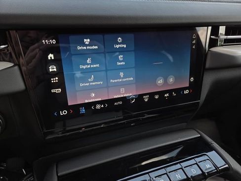 New 2027 Lincoln Navigator Reserve RWD image 8