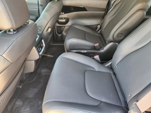 New 2026 Kia Carnival SX Prestige image 21