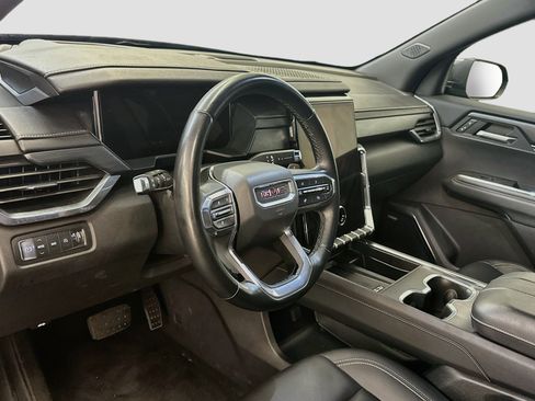 Used 2024 GMC Acadia Elevation AWD/4WD image 18