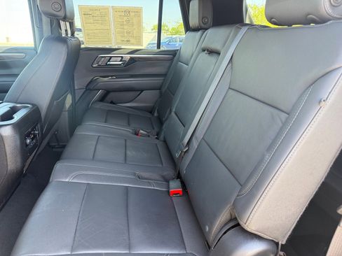 Used 2025 Chevrolet Tahoe LT AWD/4WD image 26