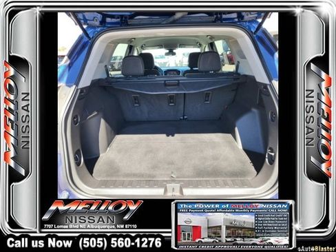 Used 2022 GMC Terrain SLE w/ LPO, Cargo Package image 20