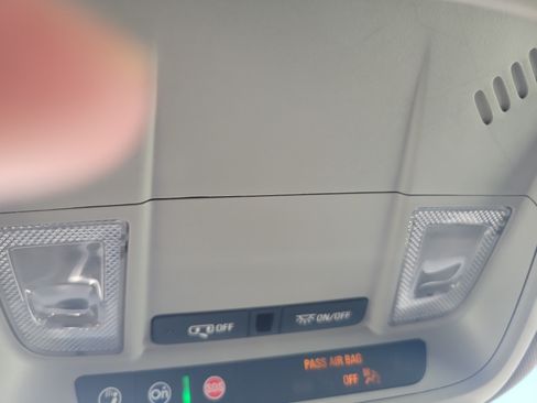 Used 2024 Chevrolet Malibu LT FWD image 28