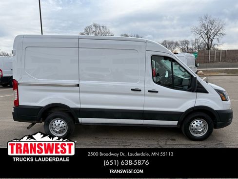 Used 2023 Ford Transit 250 Medium Roof AWD w/ Load Area Protection Package image 15