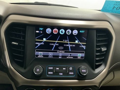 Used 2018 GMC Acadia Denali w/ Technology Package AWD/4WD image 32