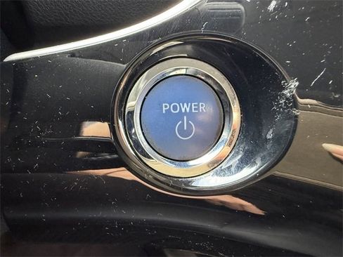 Used 2016 Toyota Prius Four w/ Advanced Technology Package image 43