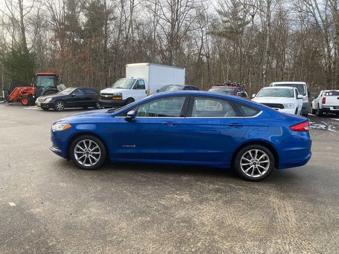 Used 2017 Ford Fusion S image 9