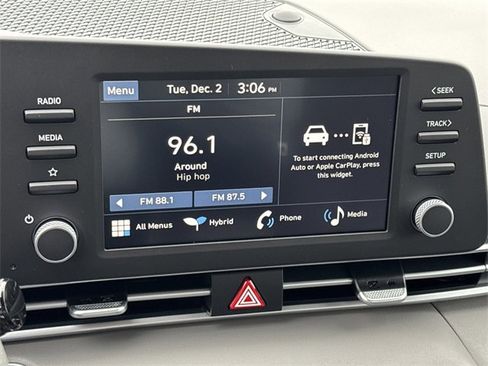 New 2026 Hyundai Elantra Blue image 28