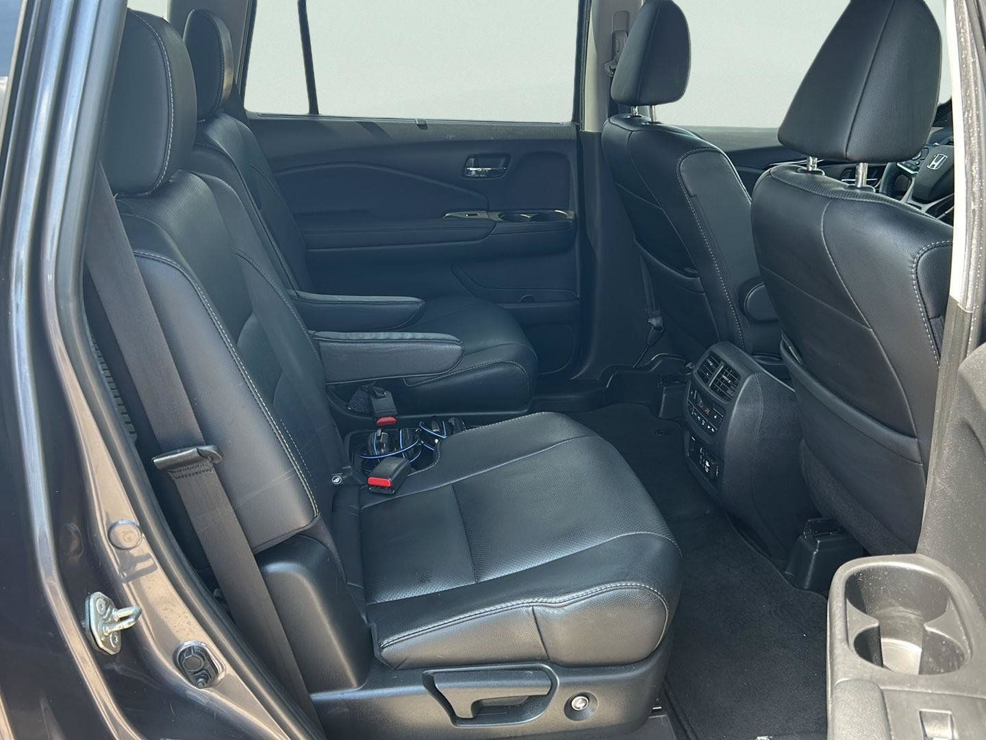 Used 2019 Honda Pilot Elite image 23