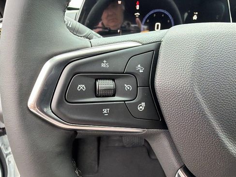New 2026 Chevrolet Trax LT w/ Driver Confidence Package FWD image 22