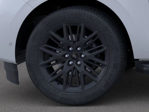 New 2026 Ford Expedition Max Platinum image 19
