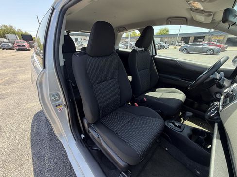 Used 2014 Toyota Yaris L FWD image 14