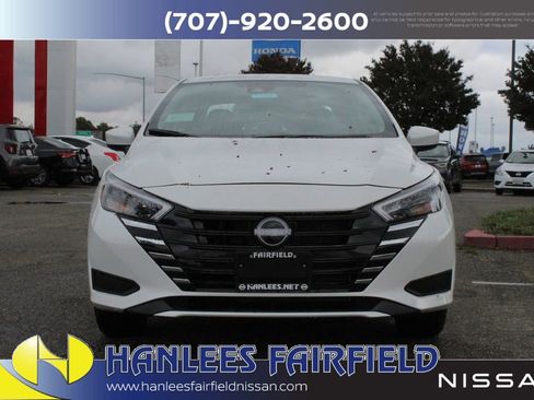 New 2025 Nissan Versa SV w/ Trunk Package FWD image 4
