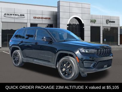 Used 2024 Jeep Grand Cherokee Altitude
