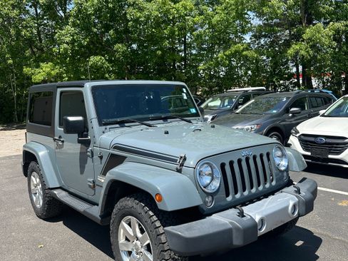 Used 2015 Jeep Wrangler Sahara w/ Connectivity Group AWD/4WD image 3