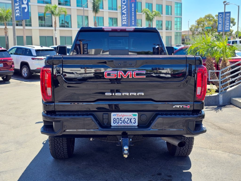Used 2022 GMC Sierra 2500 AT4 w/ AT4 Preferred Package AWD/4WD image 8