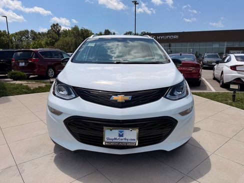 Used 2020 Chevrolet Bolt Premier w/ Infotainment Package FWD image 8