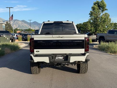 Used 2026 Ford F350 Platinum AWD/4WD image 10