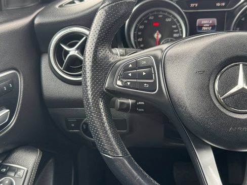 Used 2019 Mercedes-Benz CLA 250 image 9