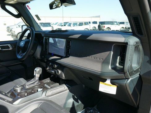 New 2026 Ford Bronco Big Bend AWD/4WD image 12
