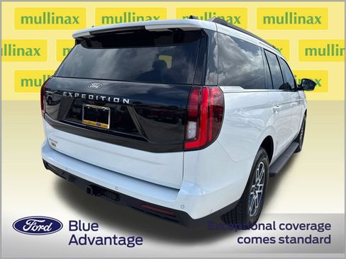 Used 2025 Ford Expedition Active RWD image 4