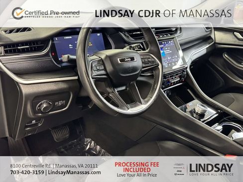 Used 2023 Jeep Grand Cherokee Laredo w/ Luxury Tech Group I AWD/4WD image 19