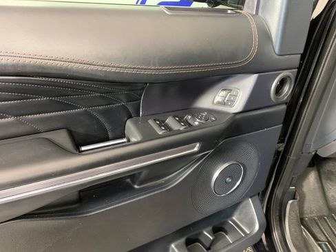Used 2021 Ford Expedition Max Platinum AWD/4WD image 14