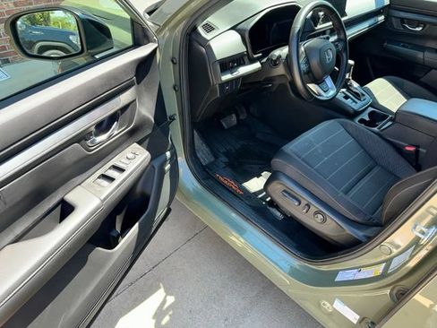 Used 2026 Honda CR-V TrailSport image 13
