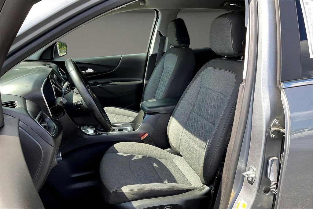 Used 2024 Chevrolet Equinox LT AWD/4WD image 24