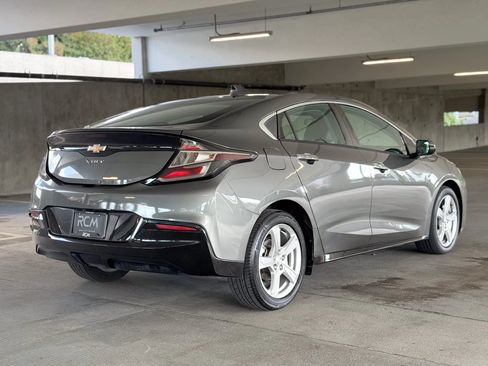 Used 2016 Chevrolet Volt LT w/ Comfort Package FWD image 5