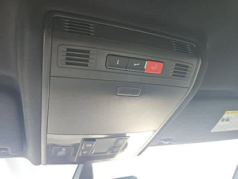 Used 2020 Volkswagen GTI S image 18